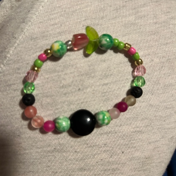 “Wicked inspired” handmade bracelet - Picture 3 of 5